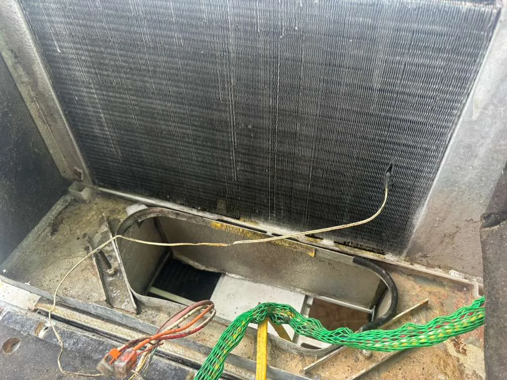 Roof AC Replacement service for RVs in Florida