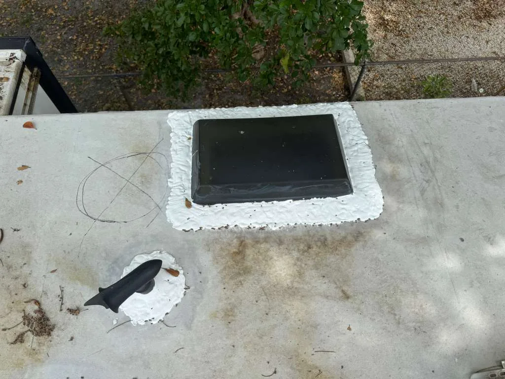 RV roof repair & sealing service by Apex RV Repair in Florida